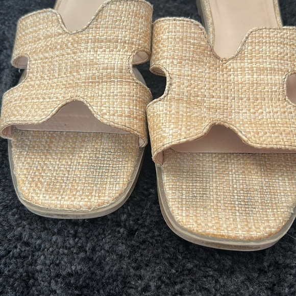 A new day | target | Raffia slides - Picture 2 of 6